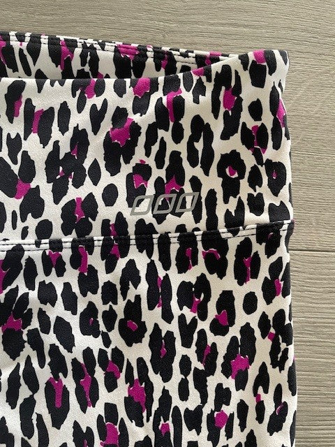 Lorna Jane Leopard Print Tights (Size L)