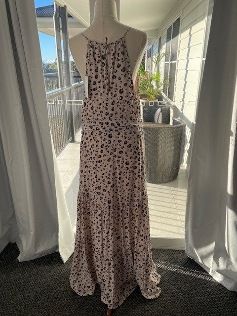 Tigerlily Anita Maxi Dress – Snow Leopard | Size 12 |