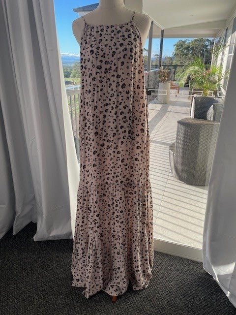 Tigerlily Anita Maxi Dress – Snow Leopard | Size 12 |