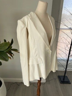 Cue White Cape Jacket – Size 14 - Pre/Slightly-Loved
