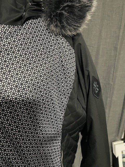 XTM Women’s Ski Jacket – Size 18 – Black/Grey Pattern – Excellent Condition