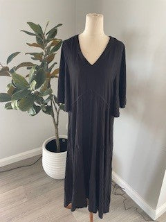 Betty Basics Black Midi Dress – Size 14 (Pre-Slightly Loved)