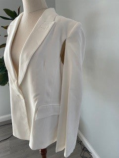 Cue White Cape Jacket – Size 14 - Pre/Slightly-Loved