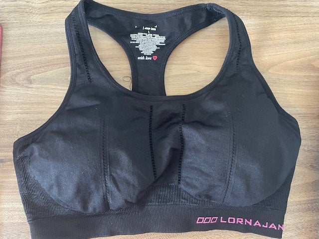 Lorna Jane Seamless Sports Bra – Black (Size L)