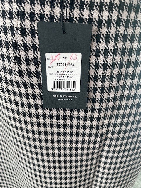 Cue Black & White Houndstooth Midi Skirt | Size 12 | $50.00